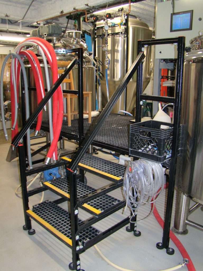 Steel Stair Stringers & Industrial Stairs | Mechano Max