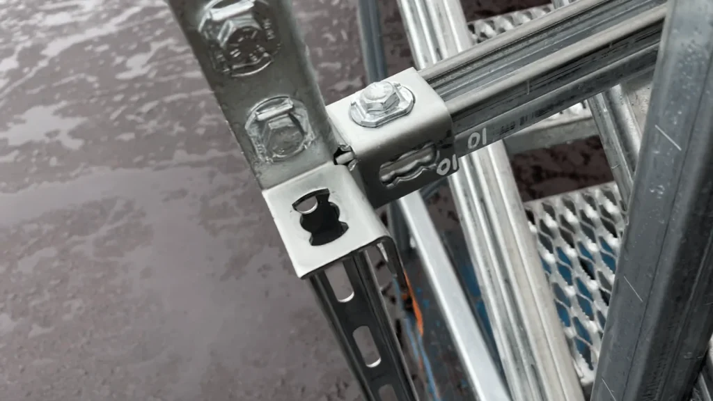 Easy Assembly Features