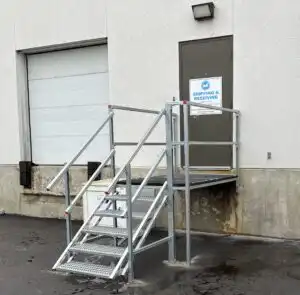 Mechano Max bolt-together modular steel staircase - IMG_0318.JPG